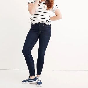 Madewell Mid-Rise Skinny Jeans in Larkspur Wash size 28
